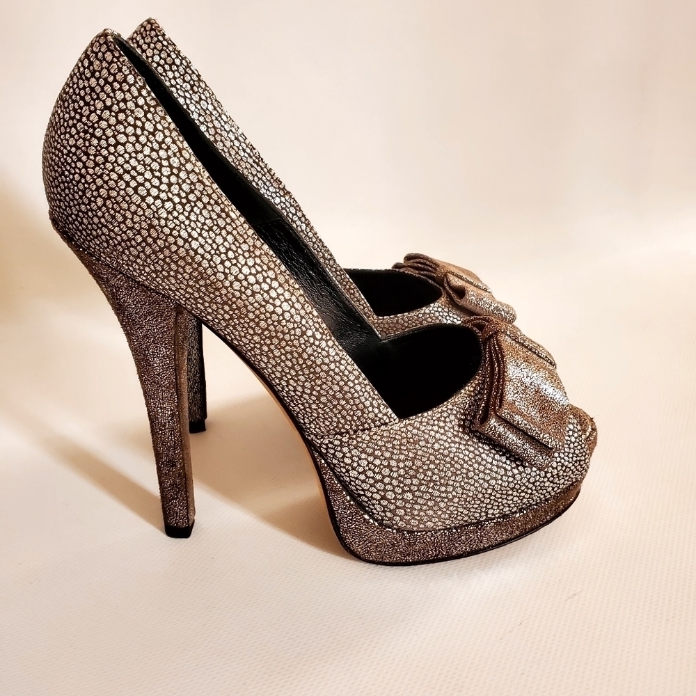 Fendi Metallic Brocade Bow Platform Peep Toe Pumps Silver Size 38.5 - Picture 4 of 13